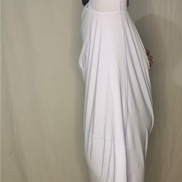 Lululemon - Picture 16 of 16